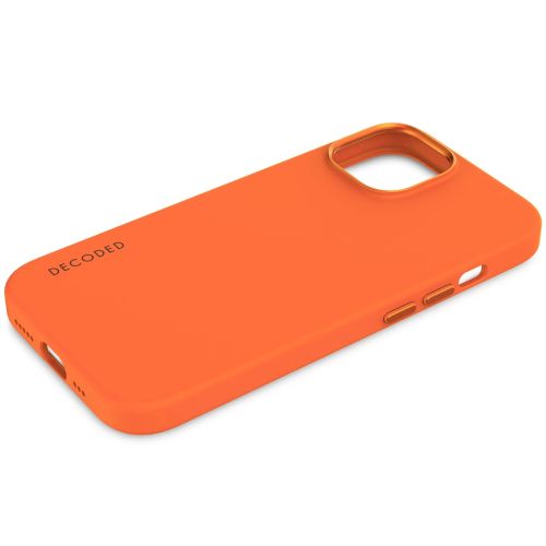 DECODED Silicone Backcover w/MagSafe for iPhone 15 - Apricot Crush